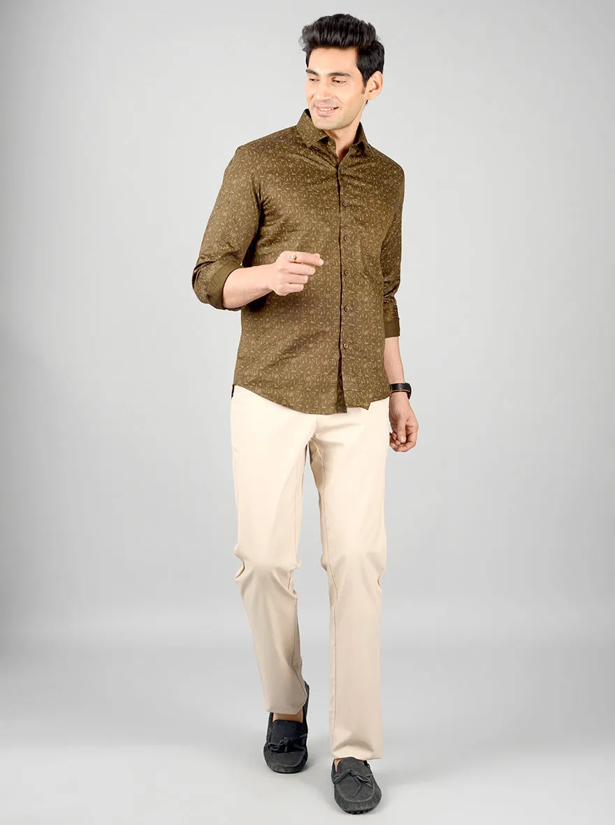 Beige Solid Slim Fit Casual Trouser | JadeBlue